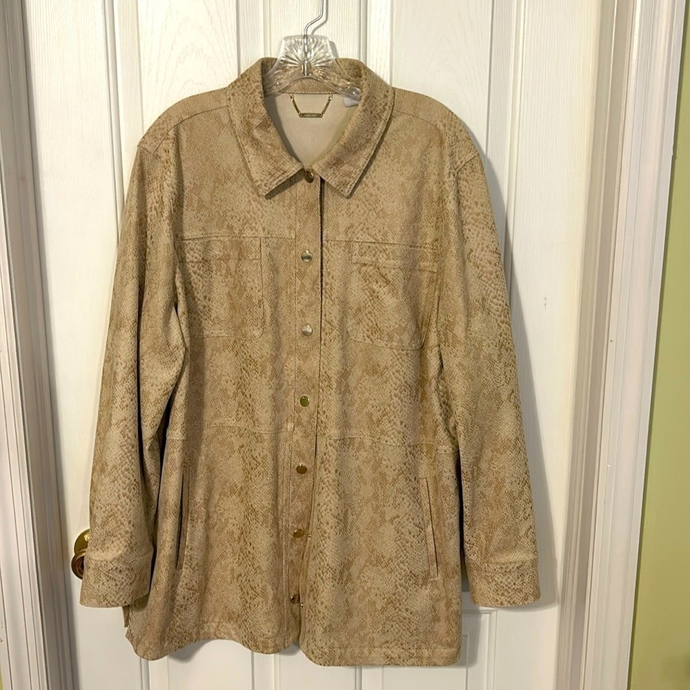 Chico’s faux leather jacket. Ladies Chico’s size 4 (XL)Long sleeves. Snake print